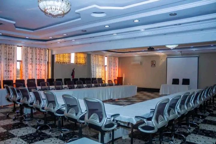 The Prince Charles Hotel Lusaka Extérieur photo
