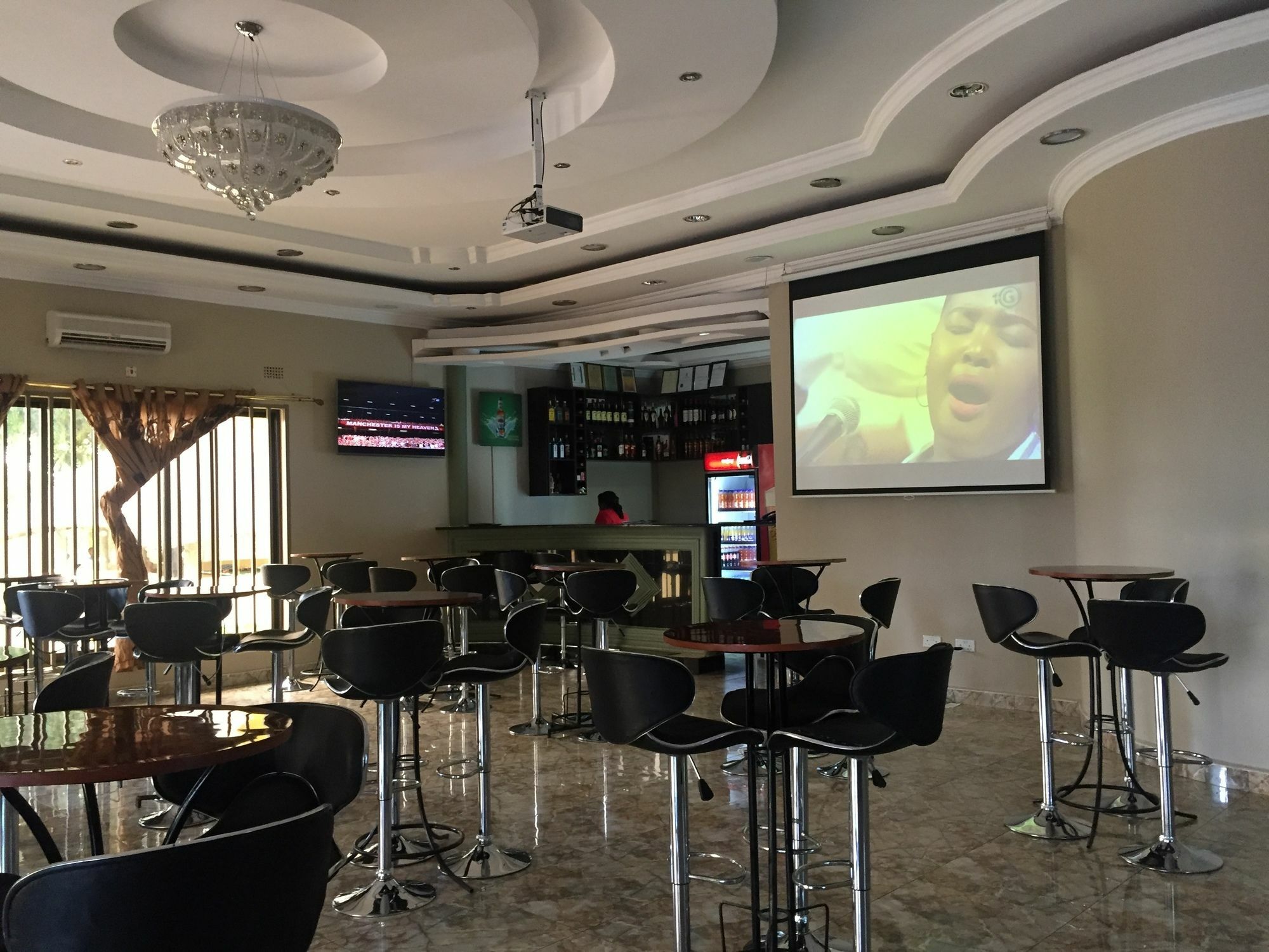The Prince Charles Hotel Lusaka Extérieur photo